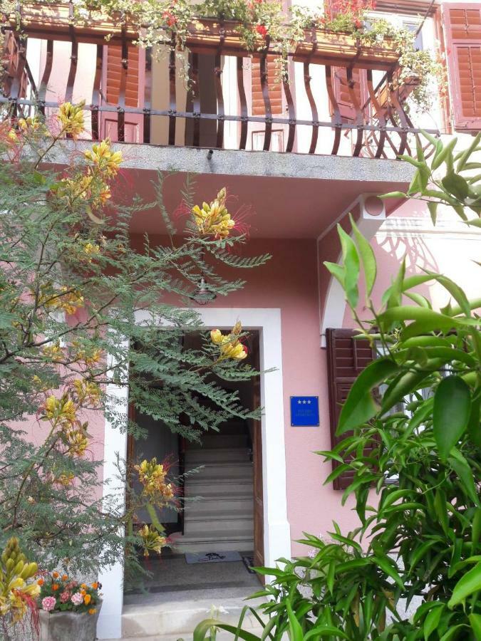 Apartman Lusetic Opatija Zewnętrze zdjęcie