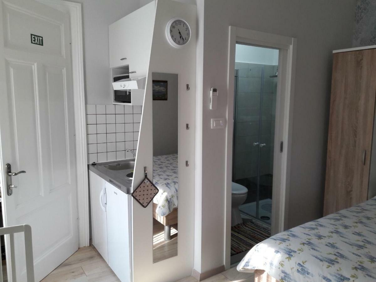 Apartman Lusetic Opatija Zewnętrze zdjęcie